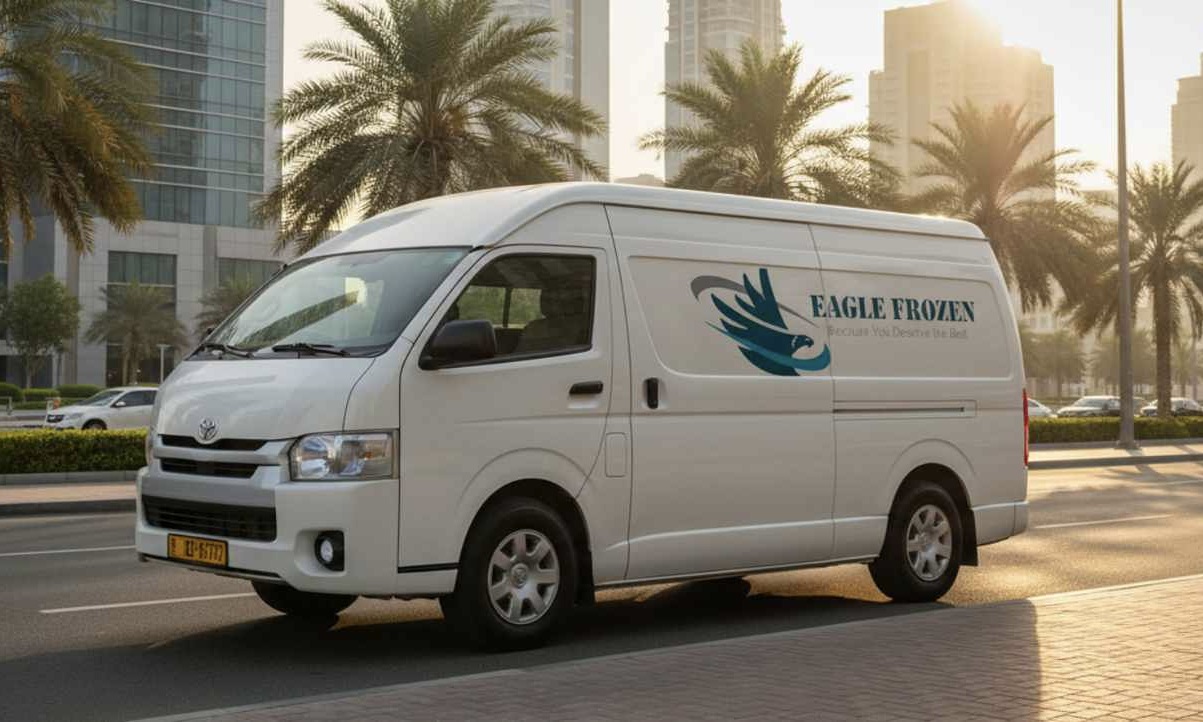 Chiller van rental Abu Dhabi with temperature-controlled refrigeration for food and pharmaceutical delivery